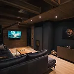 Le-villa Black 샬레