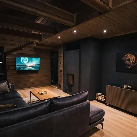 Le-villa Black Chalet